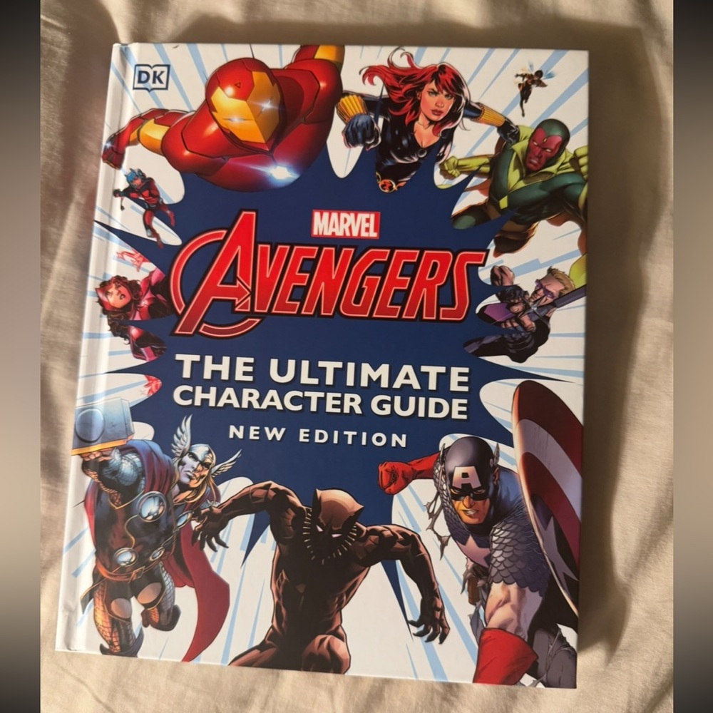 DK Marvel Avengers The Ultimate Character Guide New Edition hardcover LN